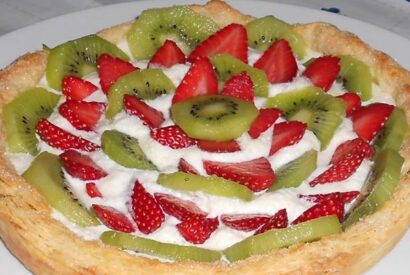 Thumbnail for Tarte folhada de morango e kiwi